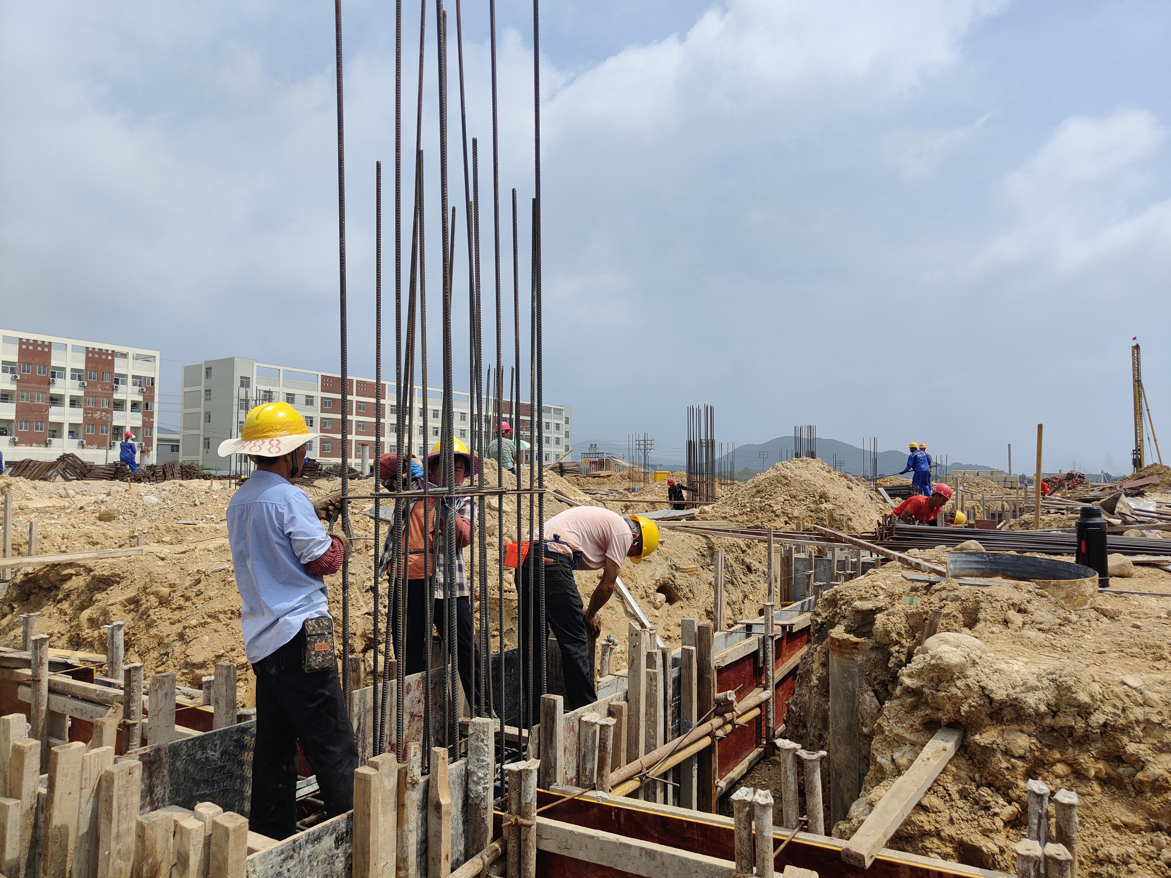 江陰港城經(jīng)濟區(qū)再掀建設(shè)熱潮