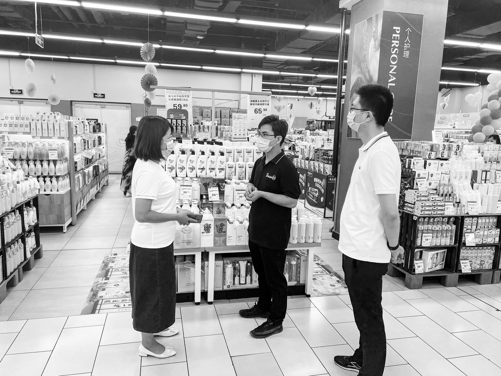 市商務局督查消防安全和疫情防控工作