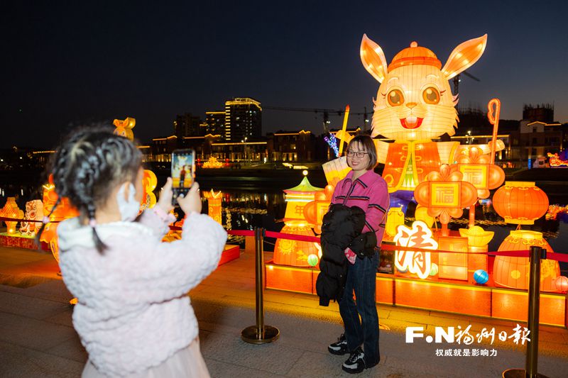 福清舉辦首屆元宵燈會 弘揚“福”文化點亮“夜”經濟
