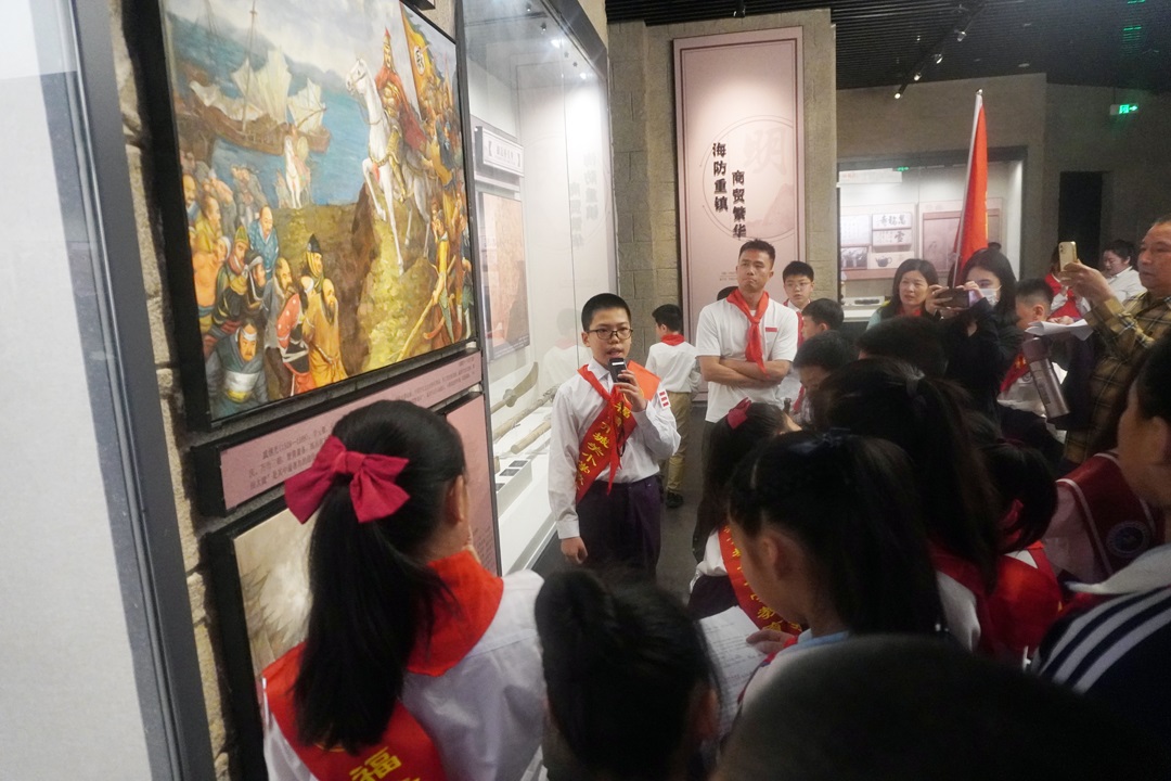 我市開展“紅領(lǐng)巾講解員”公益培訓活動
