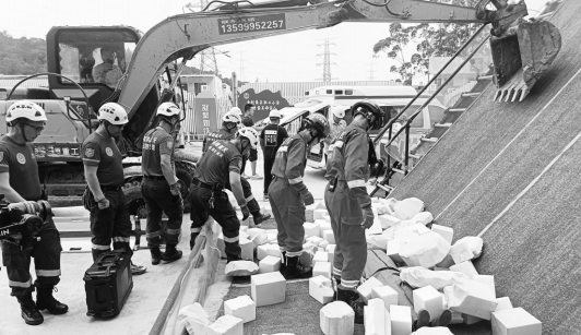 市應急管理局、市住建局舉辦建筑安全專題活動