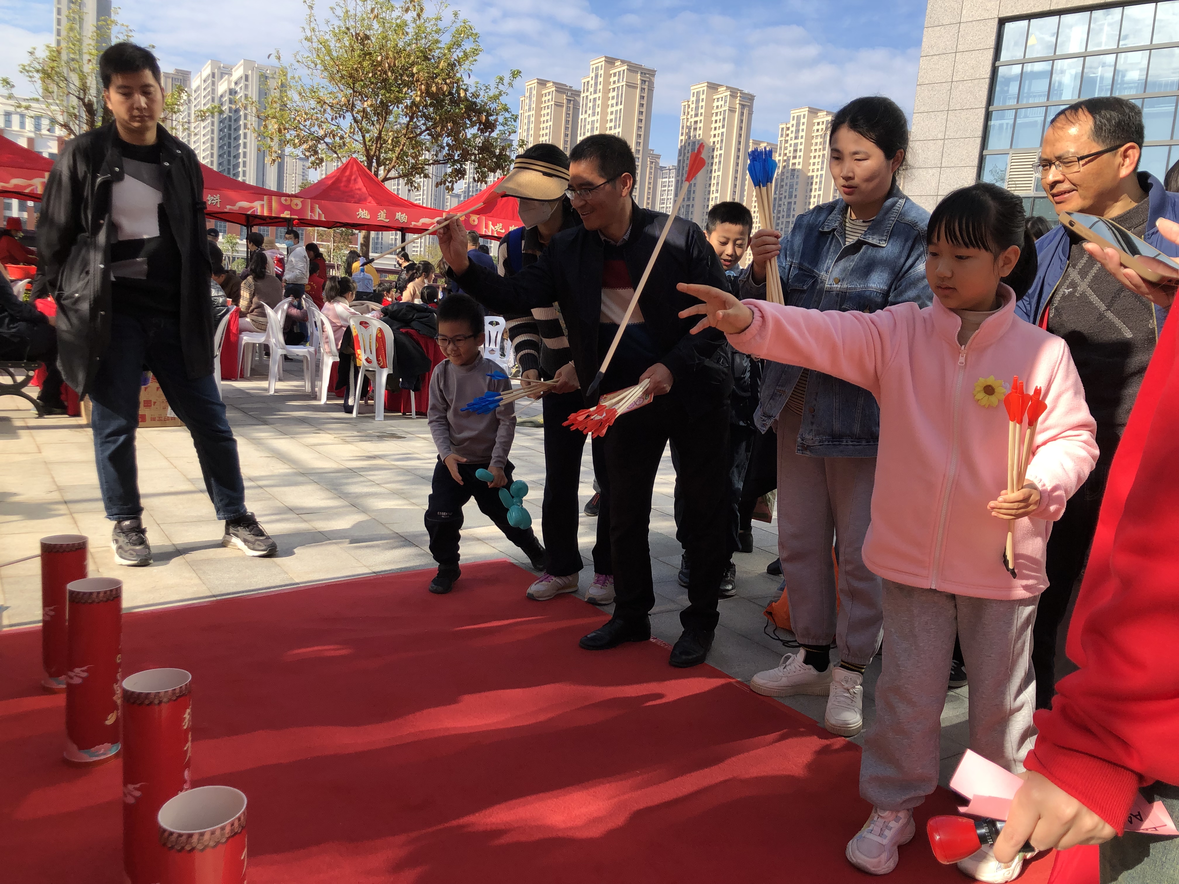 福清市總工會舉辦“潮玩游園會 妙趣迎龍年”活動