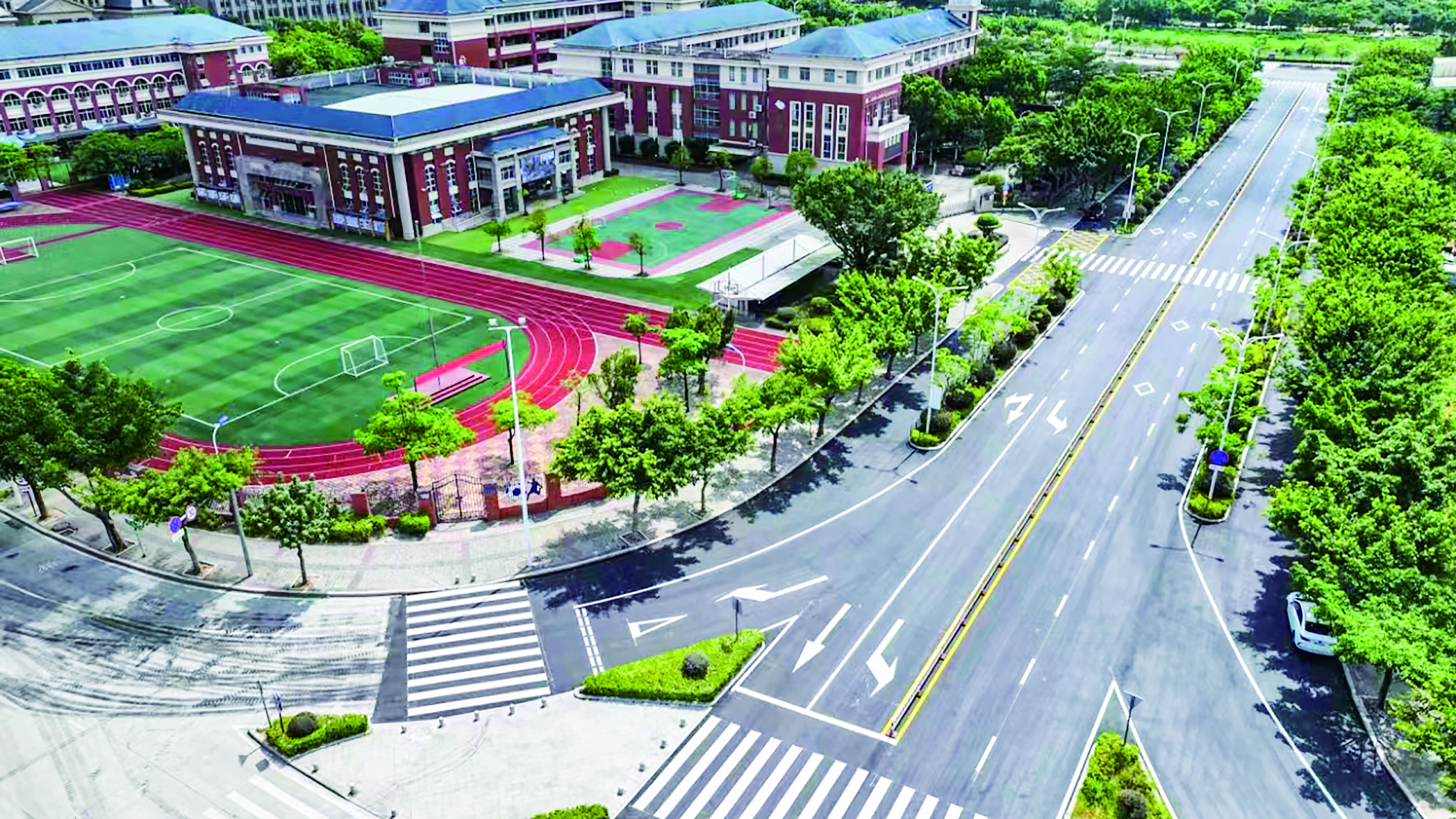 永福路（福俱路—福唐路）完成“白改黑”提升改造并恢復通行