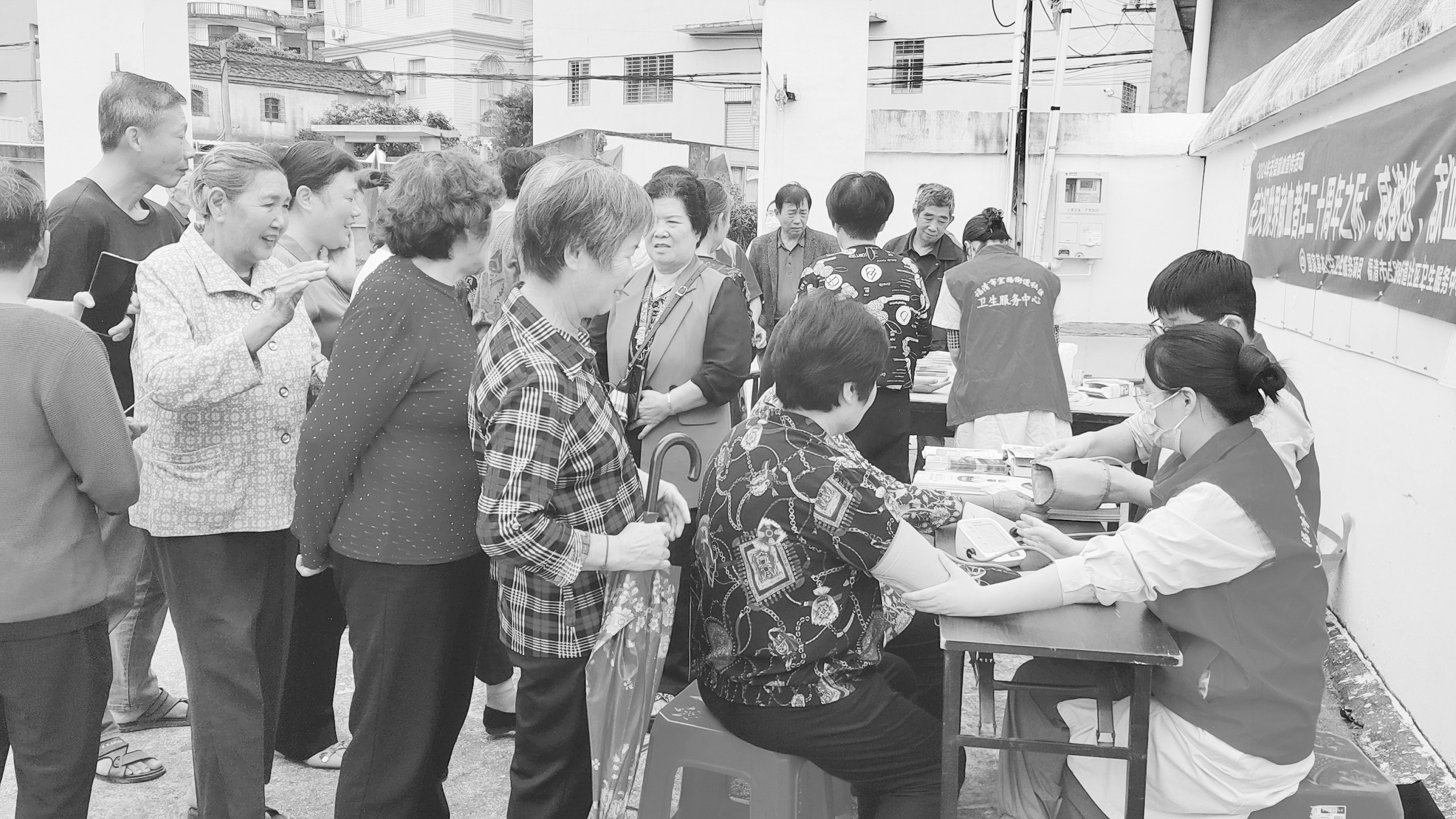 我市開展“全國高血壓日”主題宣傳活動