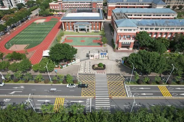 福清交警全力實施校園周邊道路交通安全提升工程